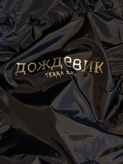 TERRA RAINCOAT 01