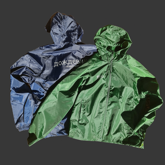 TERRA RAINCOAT 01